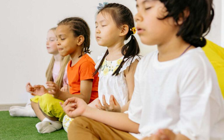 kids doing yoga